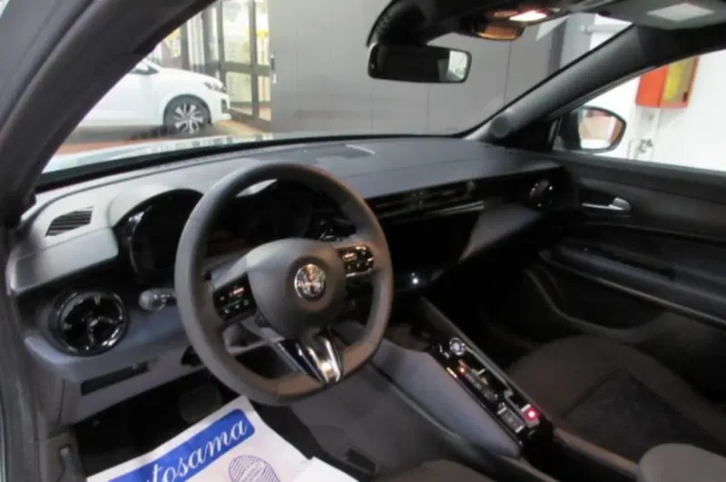Alfa Romeo Junior usata a Milano (8)