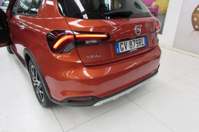 Fiat Tipo usata a Milano (17)