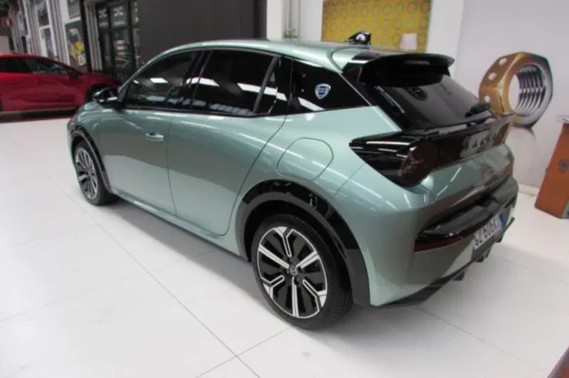 Lancia Ypsilon usata a Milano (4)