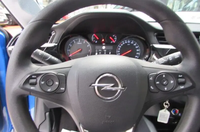 Opel Corsa usata a Milano (12)