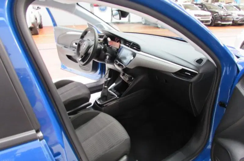 Opel Corsa usata a Milano (15)