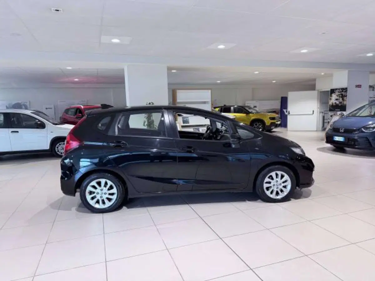 Honda Jazz usata a Savona (4)