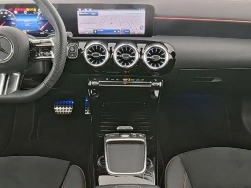 Mercedes-Benz Classe A usata a Milano (6)