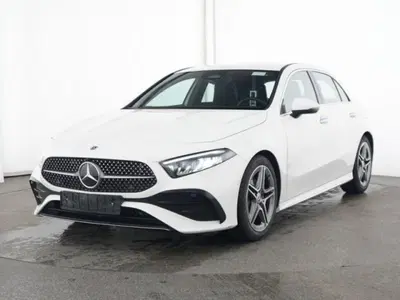 Mercedes-Benz Classe A 180 Automatic Premium del 2025 usata a Abbiategrasso