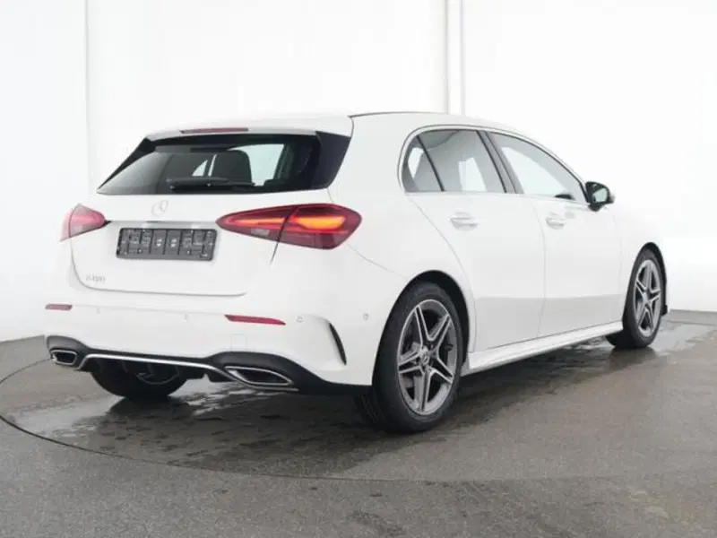 Mercedes-Benz Classe A usata a Milano (2)