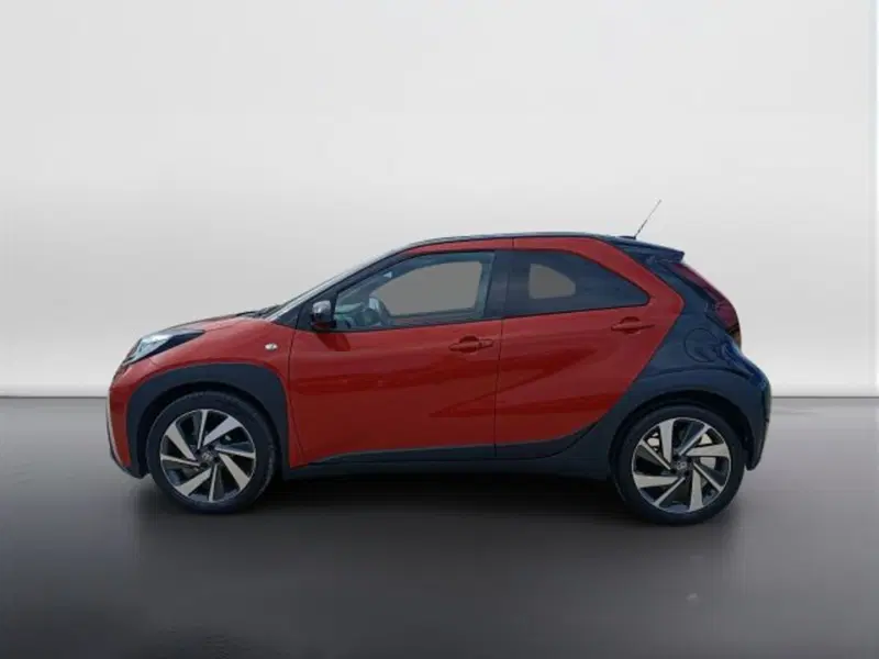 Toyota Aygo X usata a Teramo (3)