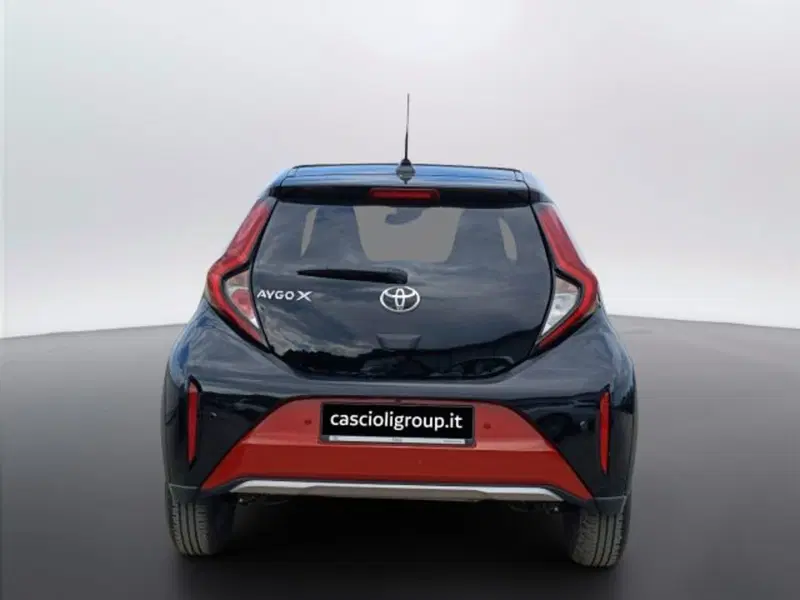 Toyota Aygo X usata a Teramo (4)