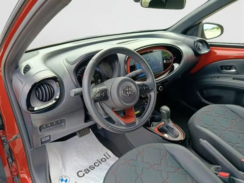 Toyota Aygo X usata a Teramo (7)