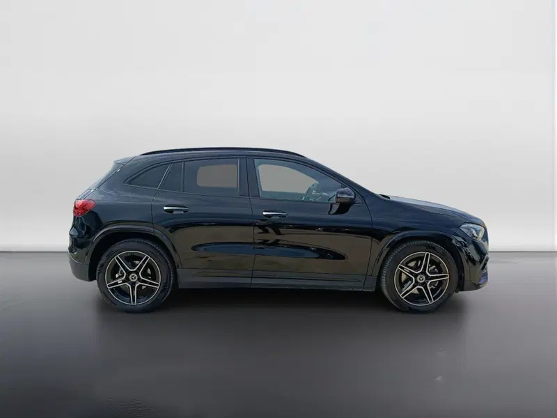 Mercedes-Benz GLA SUV usata a Ascoli Piceno (6)