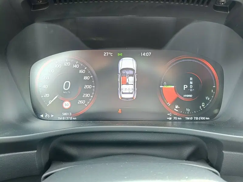 VOLVO Veicoli Commerciali XC40 usata a Ascoli Piceno (12)