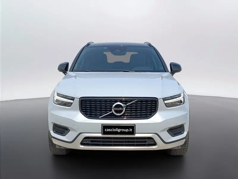 VOLVO Veicoli Commerciali XC40 usata a Ascoli Piceno (2)