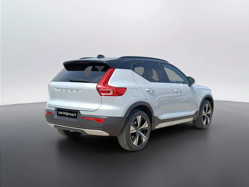 VOLVO Veicoli Commerciali XC40 usata a Ascoli Piceno (5)