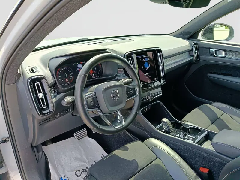 VOLVO Veicoli Commerciali XC40 usata a Ascoli Piceno (7)