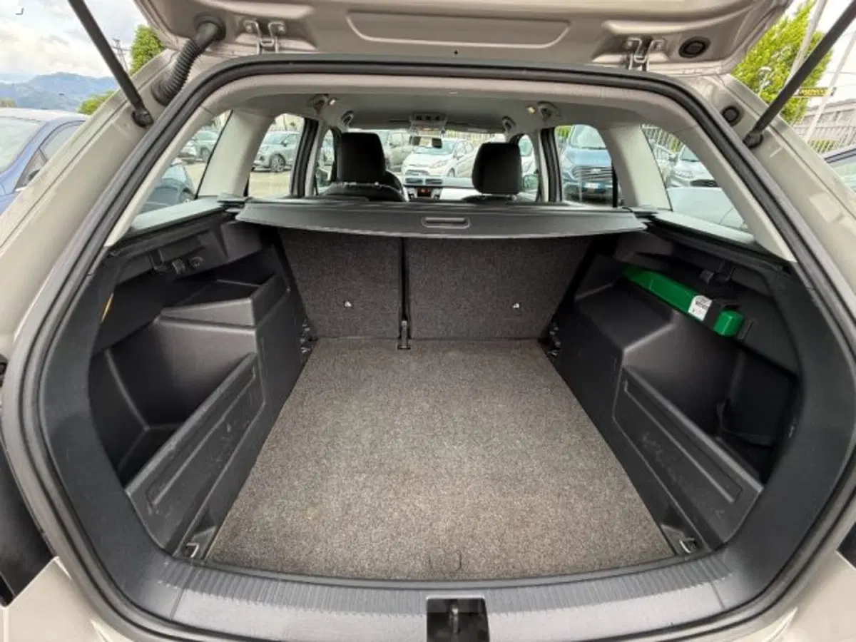 Skoda Fabia Station Wagon usata a Lucca (10)