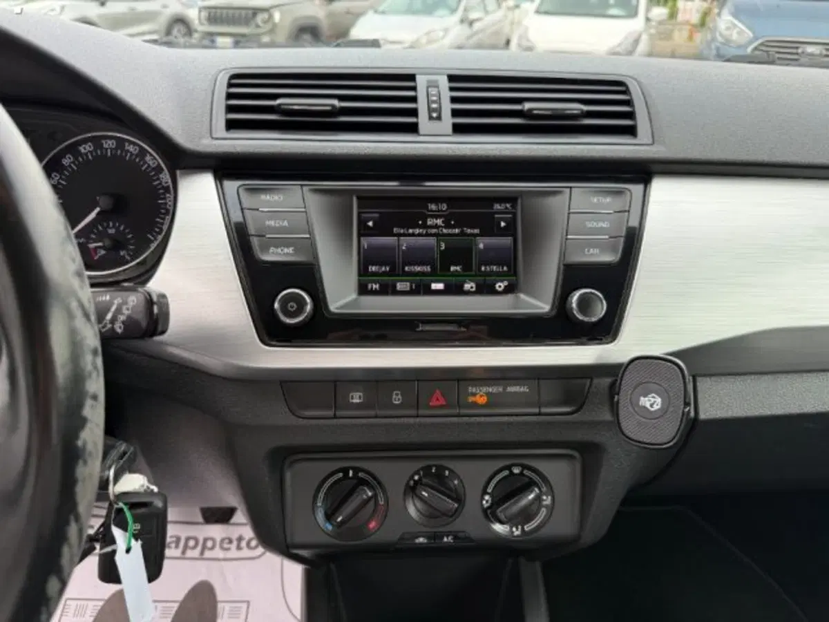Skoda Fabia Station Wagon usata a Lucca (13)