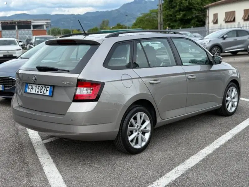 Skoda Fabia Station Wagon usata a Lucca (4)