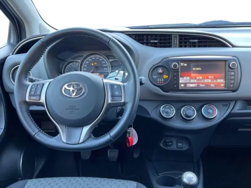 Toyota Yaris usata a Ancona (10)