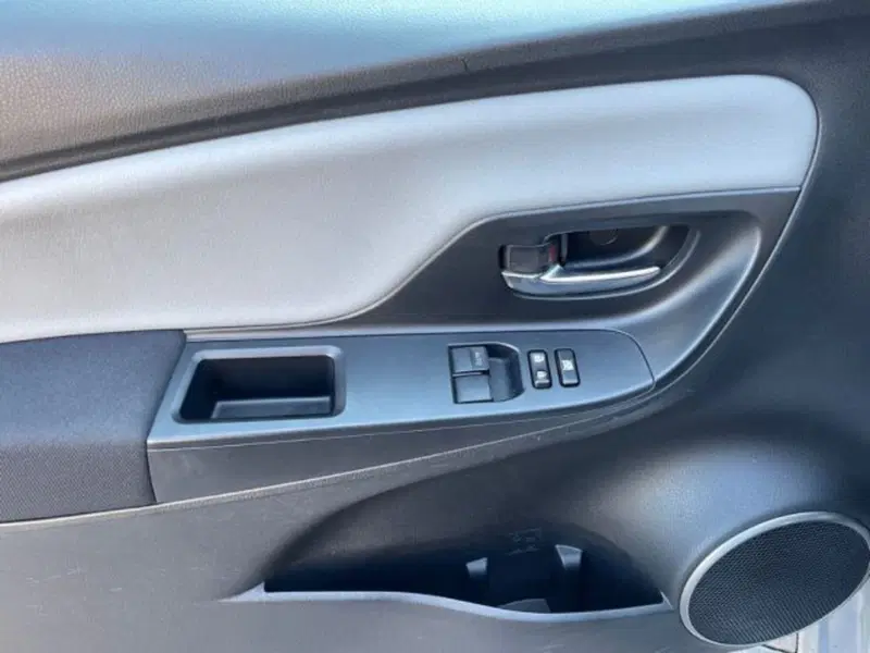 Toyota Yaris usata a Ancona (13)