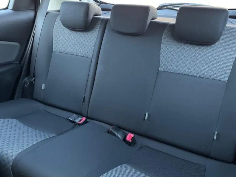 Toyota Yaris usata a Ancona (14)