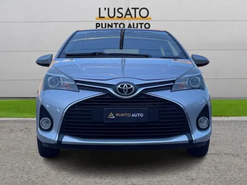 Toyota Yaris usata a Ancona (2)