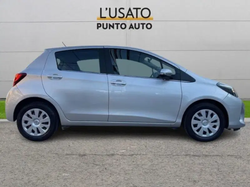 Toyota Yaris usata a Ancona (3)