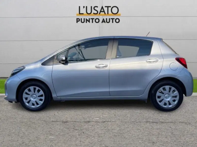 Toyota Yaris usata a Ancona (4)
