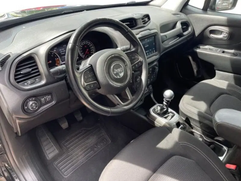 Jeep Renegade usata a Ancona (9)