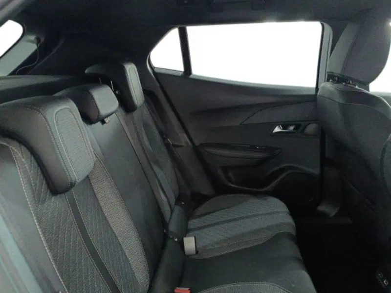 Peugeot 2008 nuova a Catania (11)