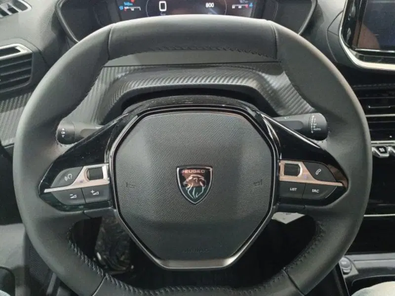 Peugeot 2008 nuova a Catania (16)