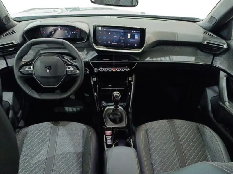 Peugeot 2008 nuova a Catania (7)