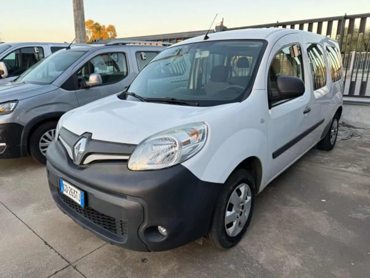 Renault Kangoo usata a Catania (10)
