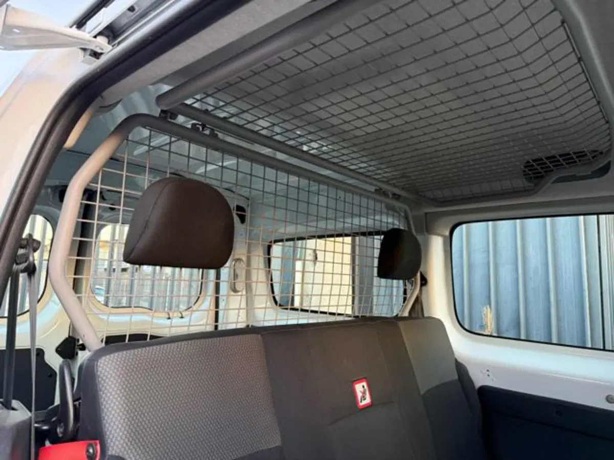Renault Kangoo usata a Catania (14)