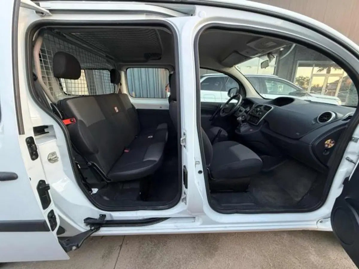 Renault Kangoo usata a Catania (16)