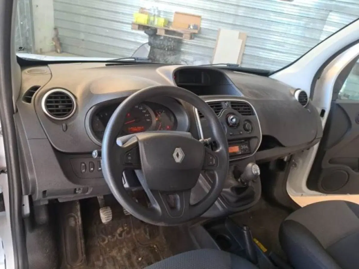 Renault Kangoo usata a Catania (6)