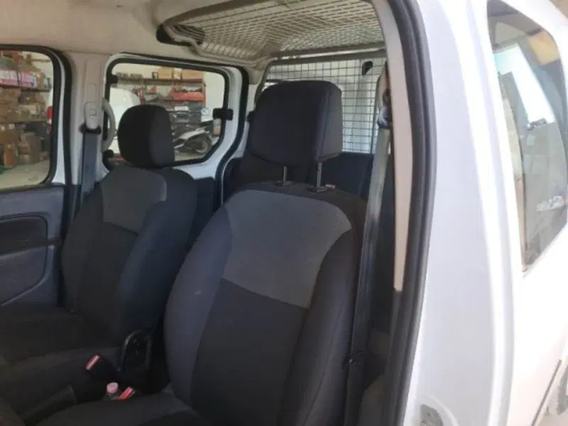Renault Kangoo usata a Catania (8)