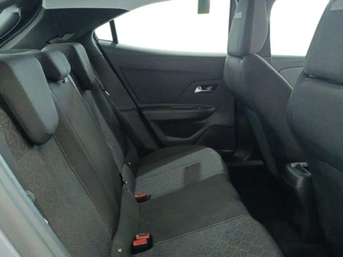 Opel Mokka usata a Catania (11)
