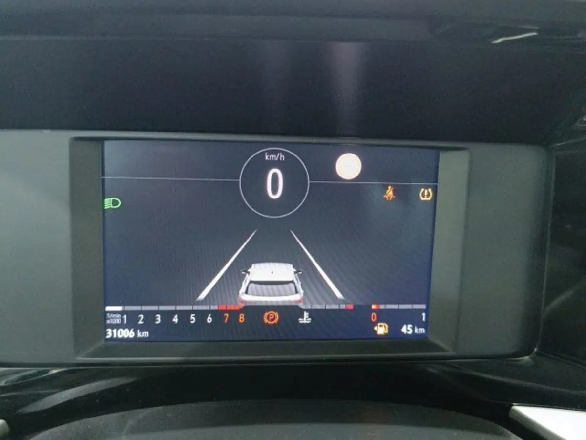 Opel Mokka usata a Catania (15)