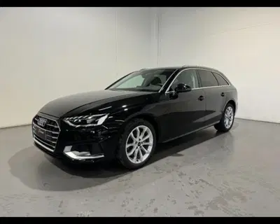Audi A4 Avant 30 2.0 tdi mhev Business Advanced 136cv s-tronic del 2024 usata a Conegliano