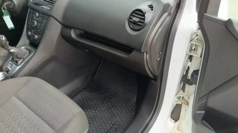 Opel Meriva usata a Macerata (11)