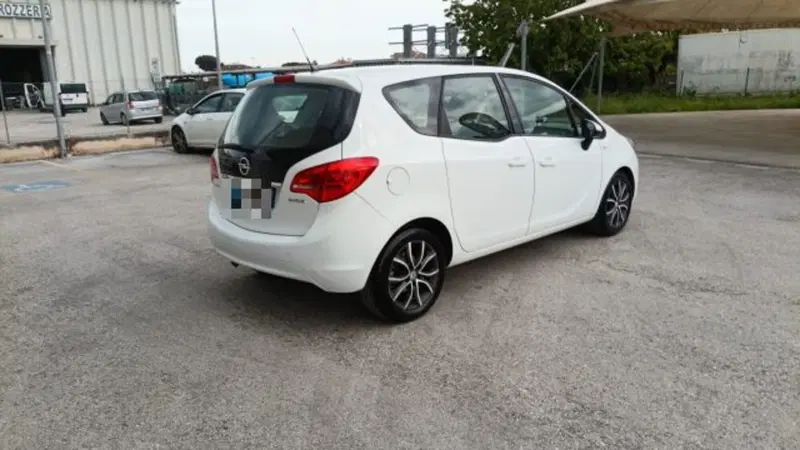Opel Meriva usata a Macerata (3)