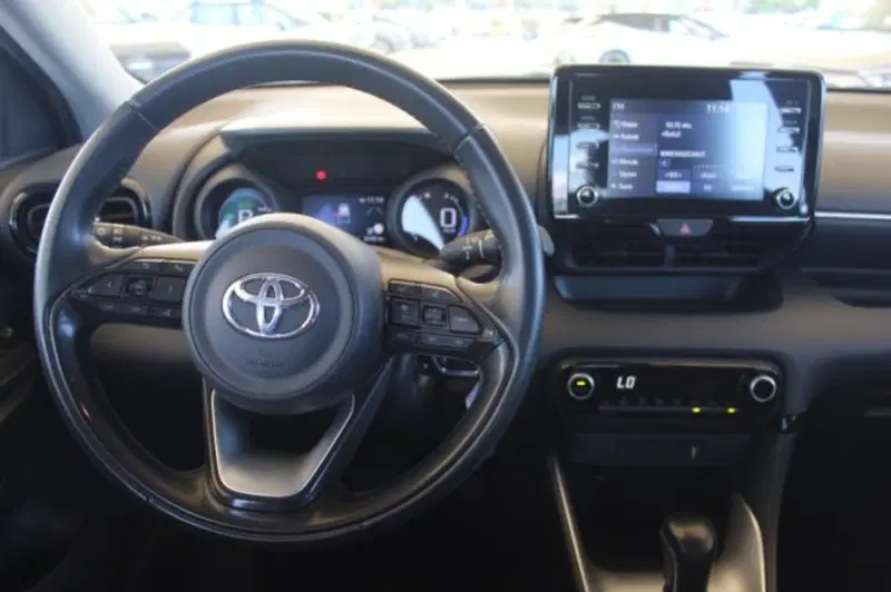 Toyota Yaris usata a Roma (10)