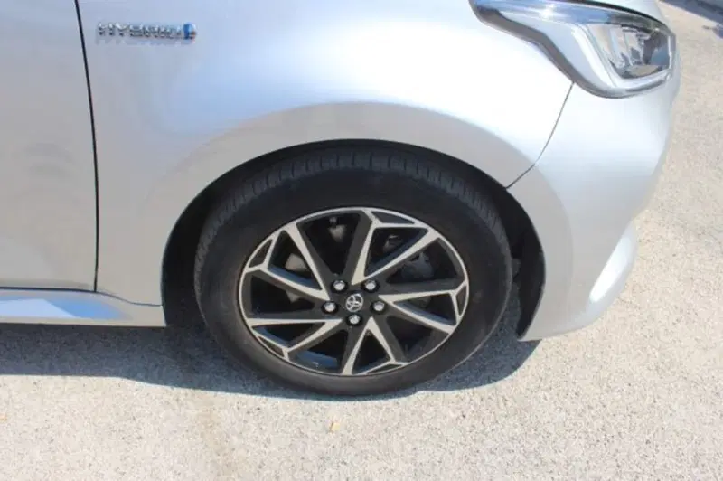 Toyota Yaris usata a Roma (14)