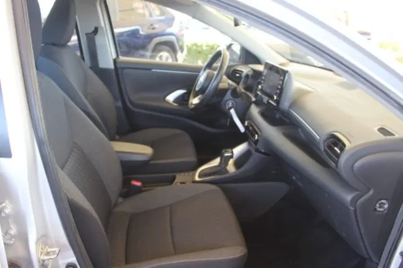 Toyota Yaris usata a Roma (7)
