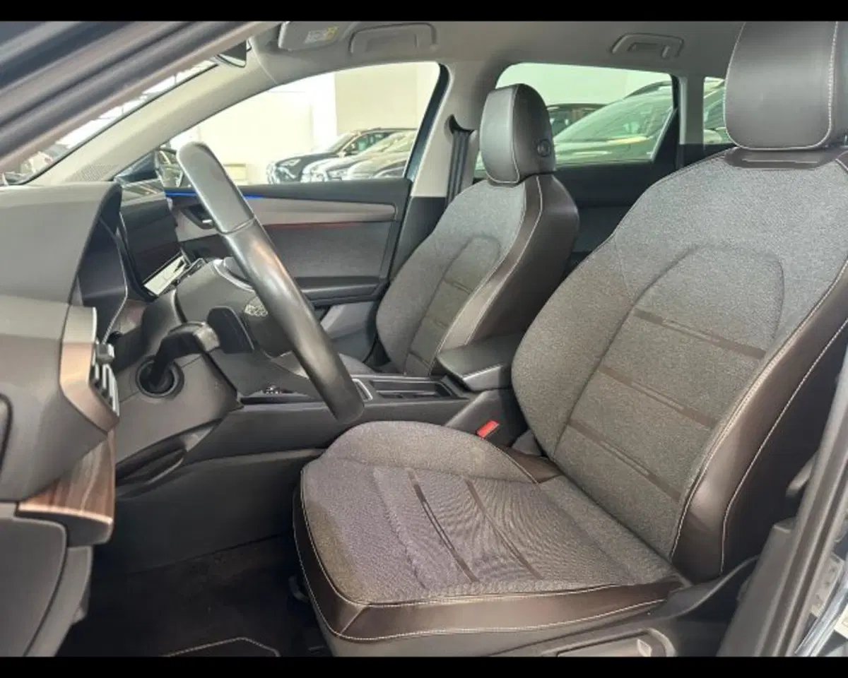 SEAT Leon ST usata a Bologna (11)