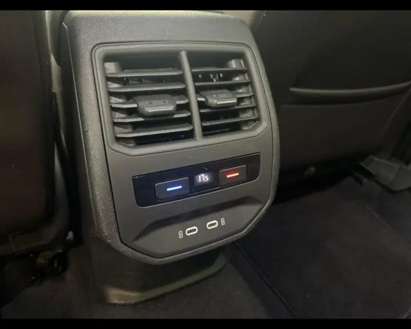 SEAT Leon ST usata a Bologna (18)