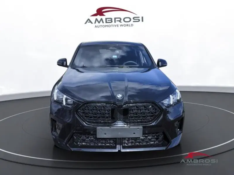 BMW X2 nuova a Perugia (7)