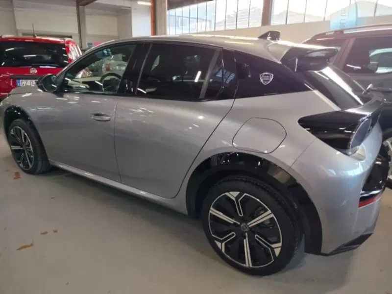 Lancia Ypsilon usata a Forlì-Cesena (8)