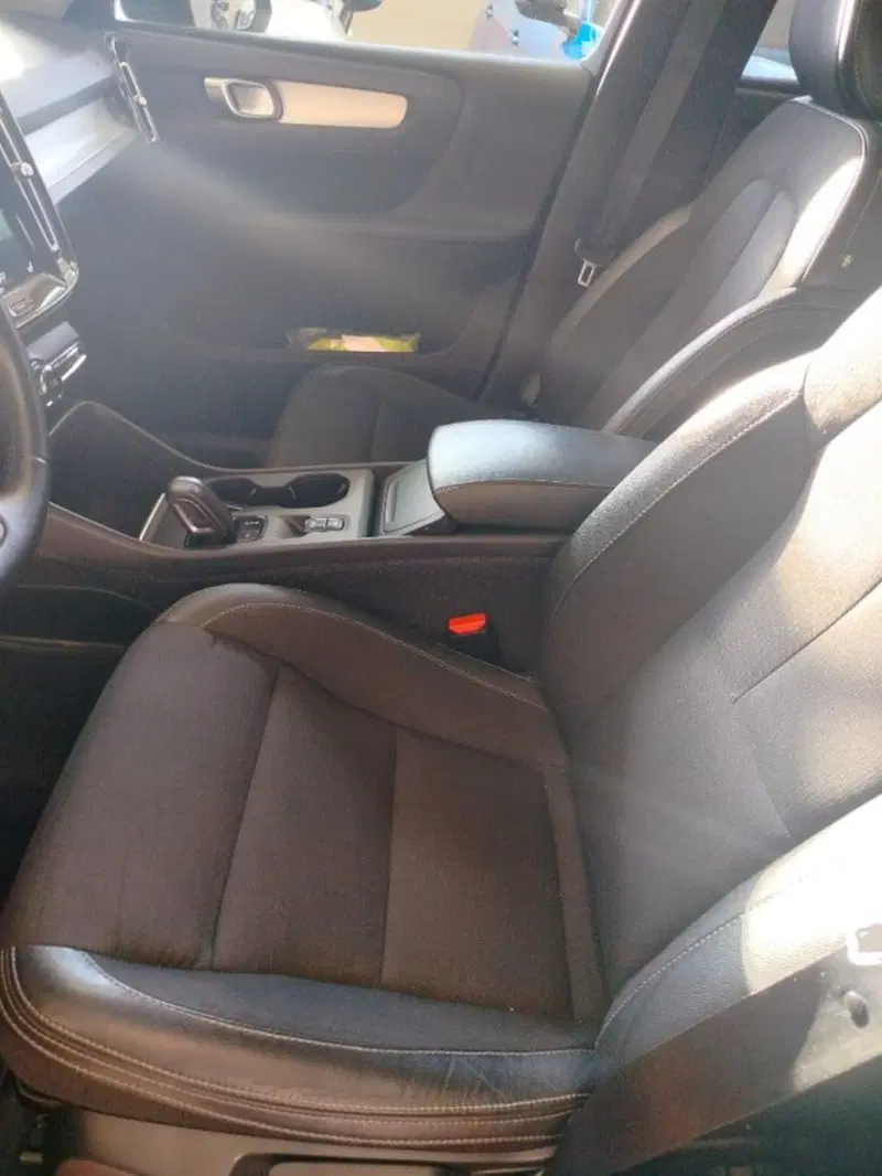 Volvo XC40 usata a Forlì-Cesena (11)