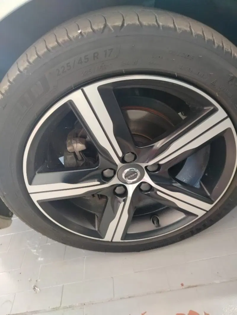 Volvo V40 usata a Forlì-Cesena (11)