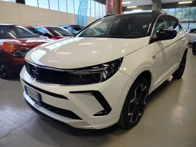 Opel Grandland 1.5 diesel Ecotec aut. Ultimate del 2024 usata a Cesena